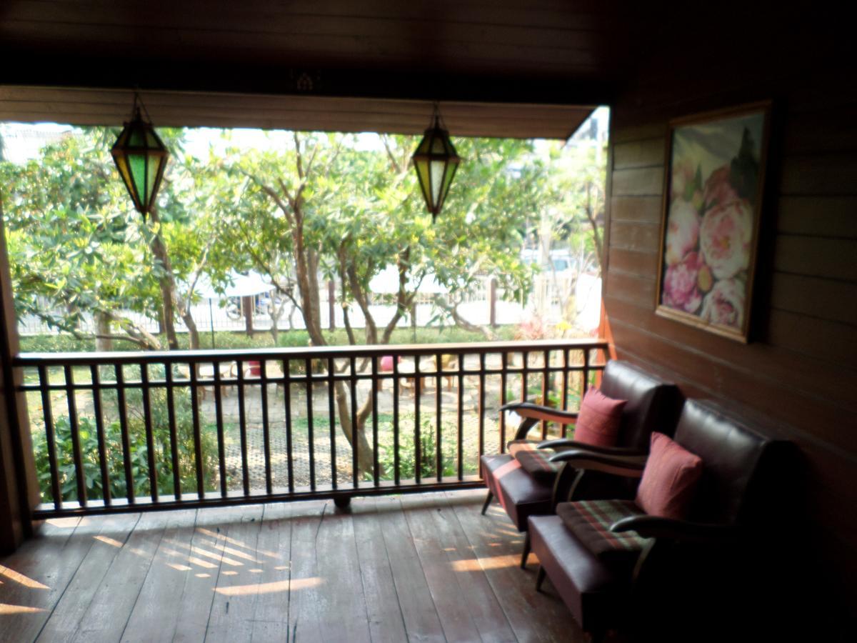 Baanwealaa Guesthouse (Adults Only) Chiang Mai Exterior foto