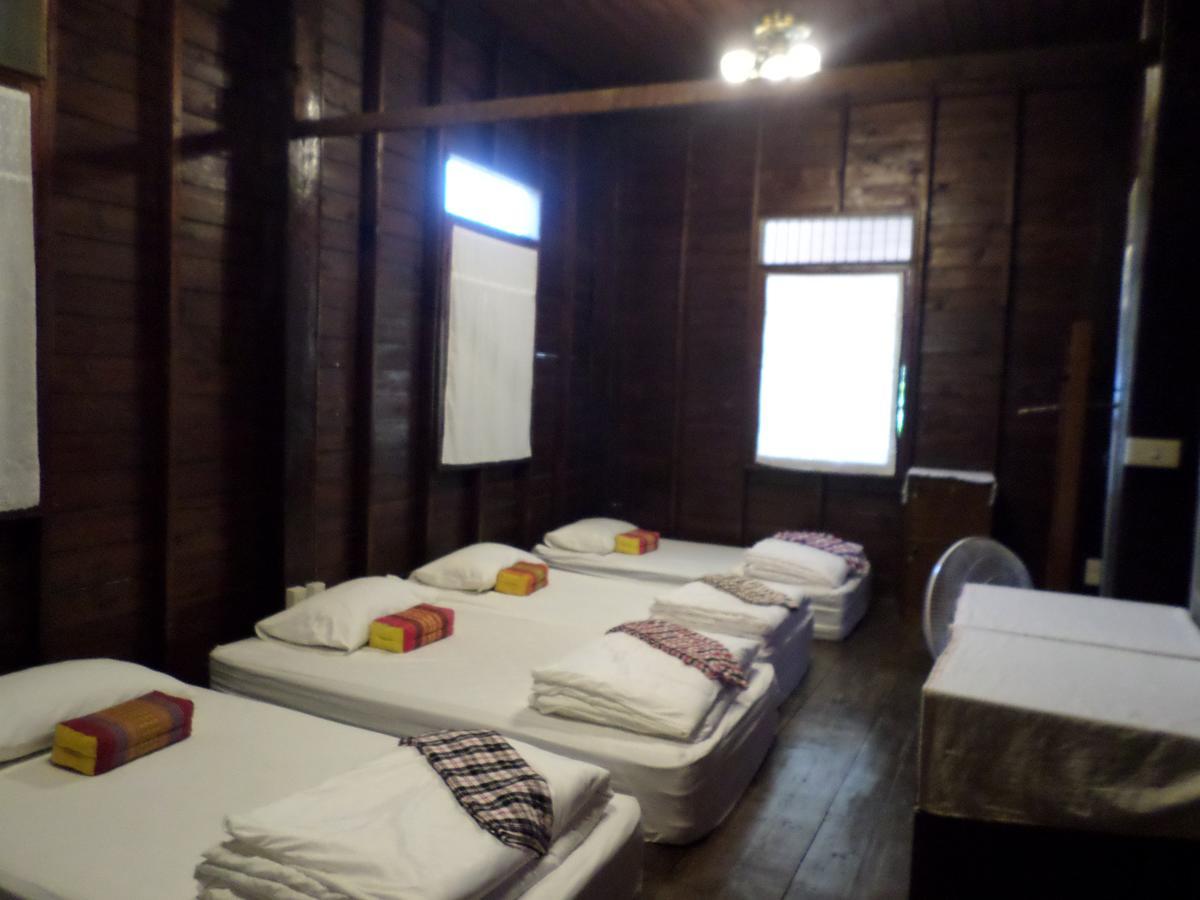 Baanwealaa Guesthouse (Adults Only) Chiang Mai Exterior foto