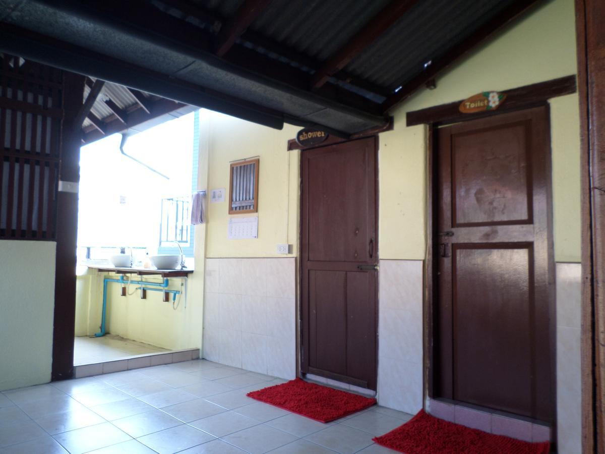 Baanwealaa Guesthouse (Adults Only) Chiang Mai Exterior foto